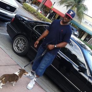 Meet your Posher, Gregory